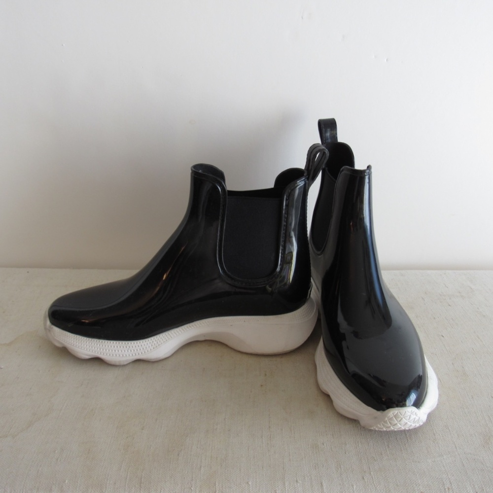 Kenneth Cole Woman's Patent Leather Evanna rain Boot Shoes SZ 10